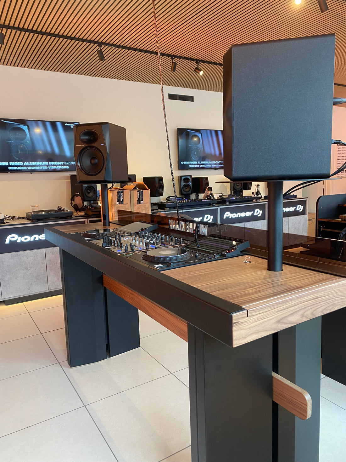 Experience LOOP at Pro Gear