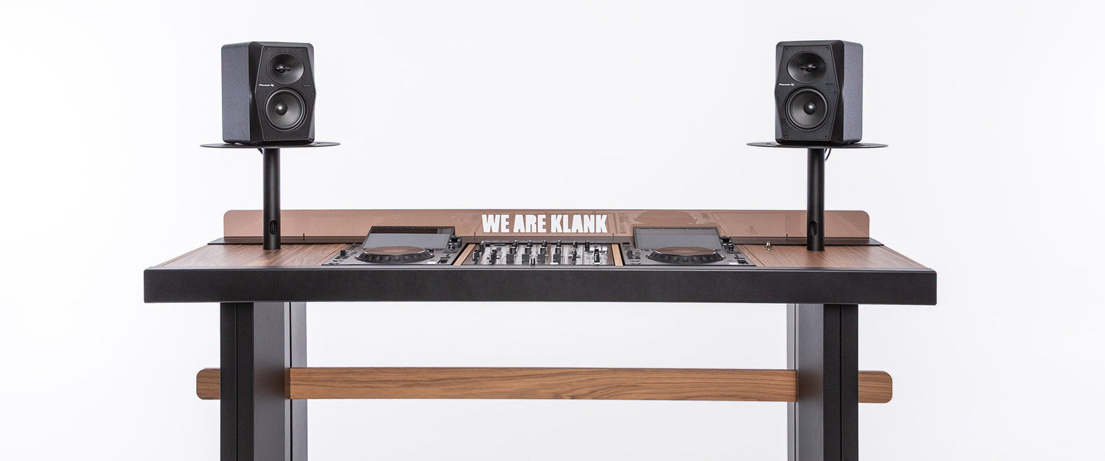 We Are Klank LOOP WAK DJ booth